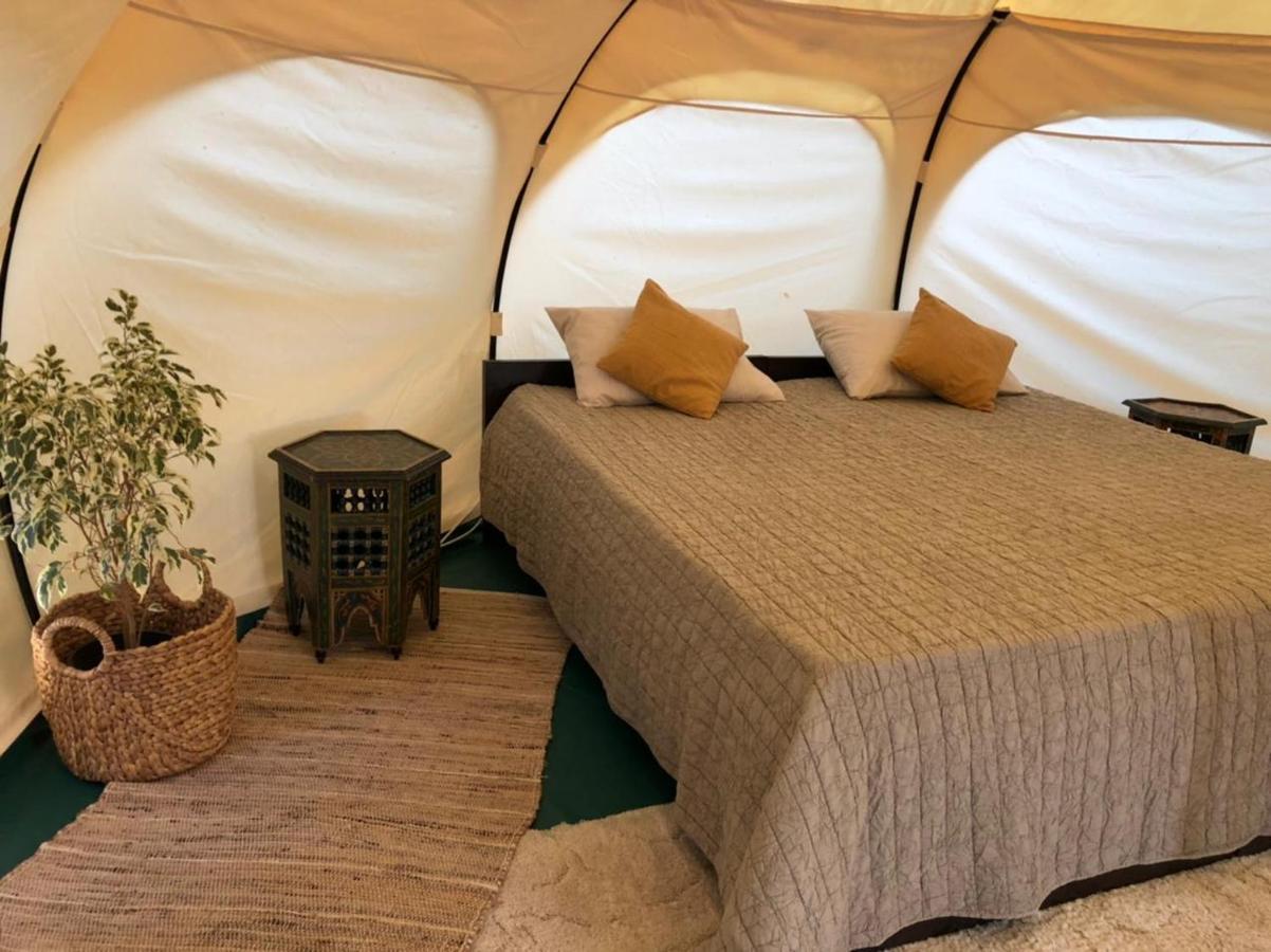 Vinsan Glamping & Wellness Centre Hotel Eleousa ภายนอก รูปภาพ