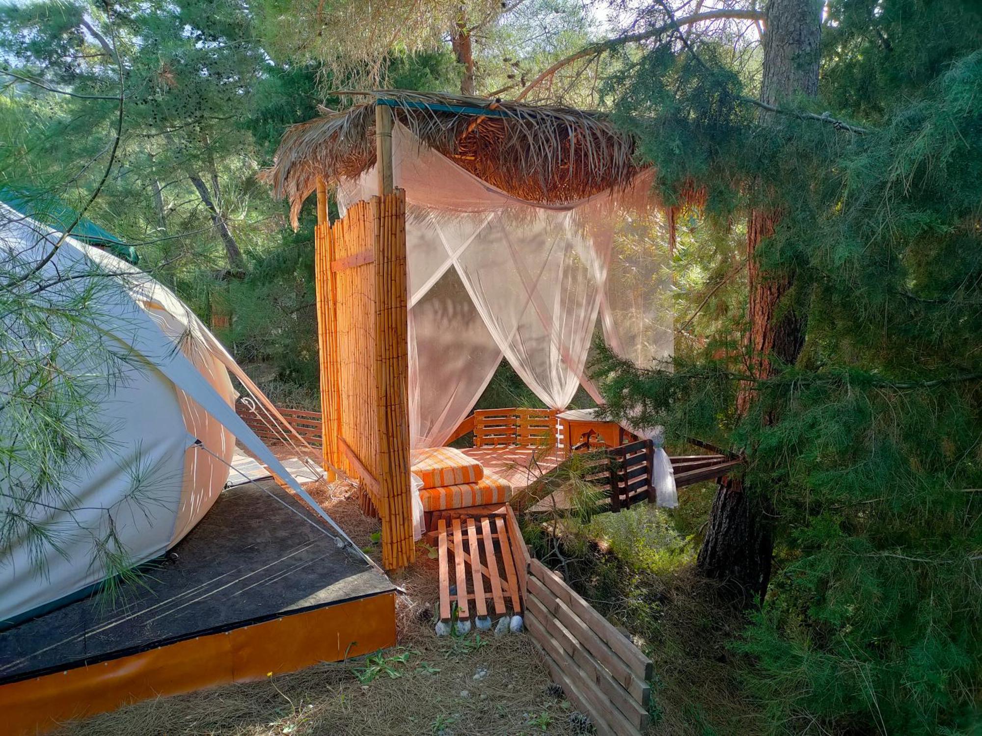 Vinsan Glamping & Wellness Centre Hotel Eleousa ภายนอก รูปภาพ